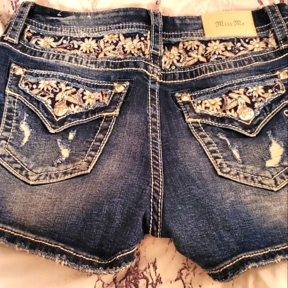 Miss Me shorts